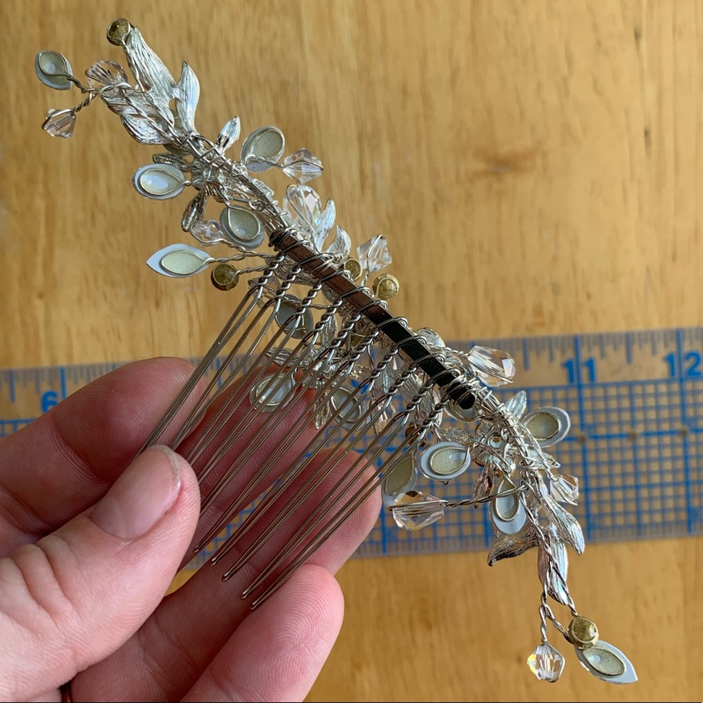 Bridal formal fantasy crystal hair comb - Picture 4 of 4